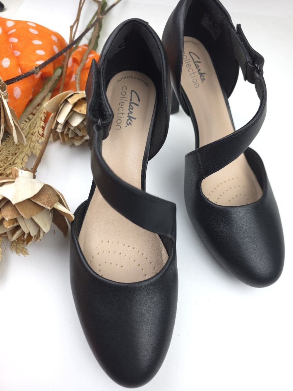 Clarks Women's Black Leather Mary Jane Heels Sz 8m
